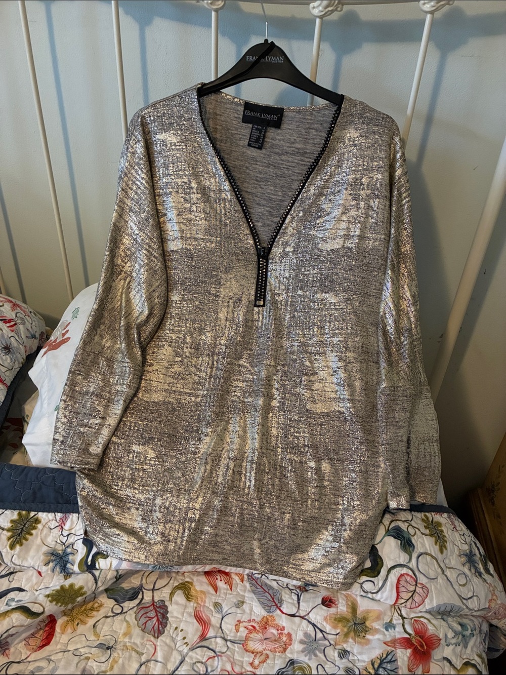 Frank Lyman Design Metallic Silver V-Neck Zip-Front Sweater